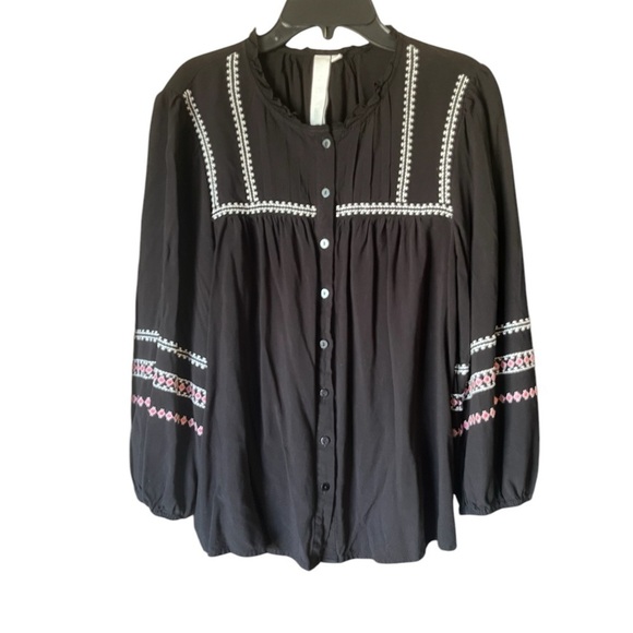 grand & greene Tops - Grand & Greene Women’s Embroidered Blouse